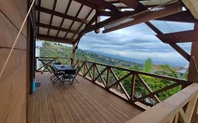 Chalet Iris